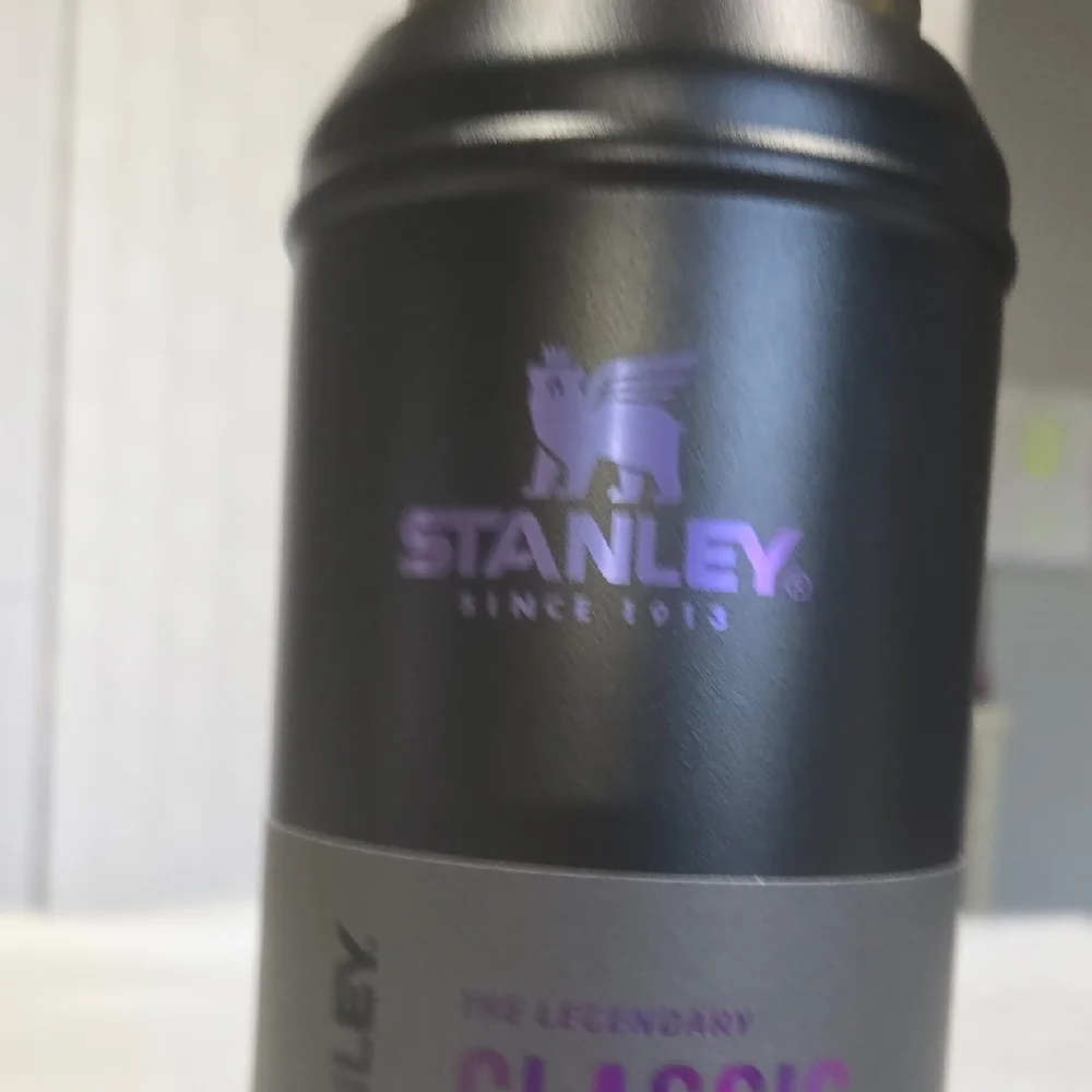 Stanley Black and‎ Iridescent Bottle - Picture 3 of 3